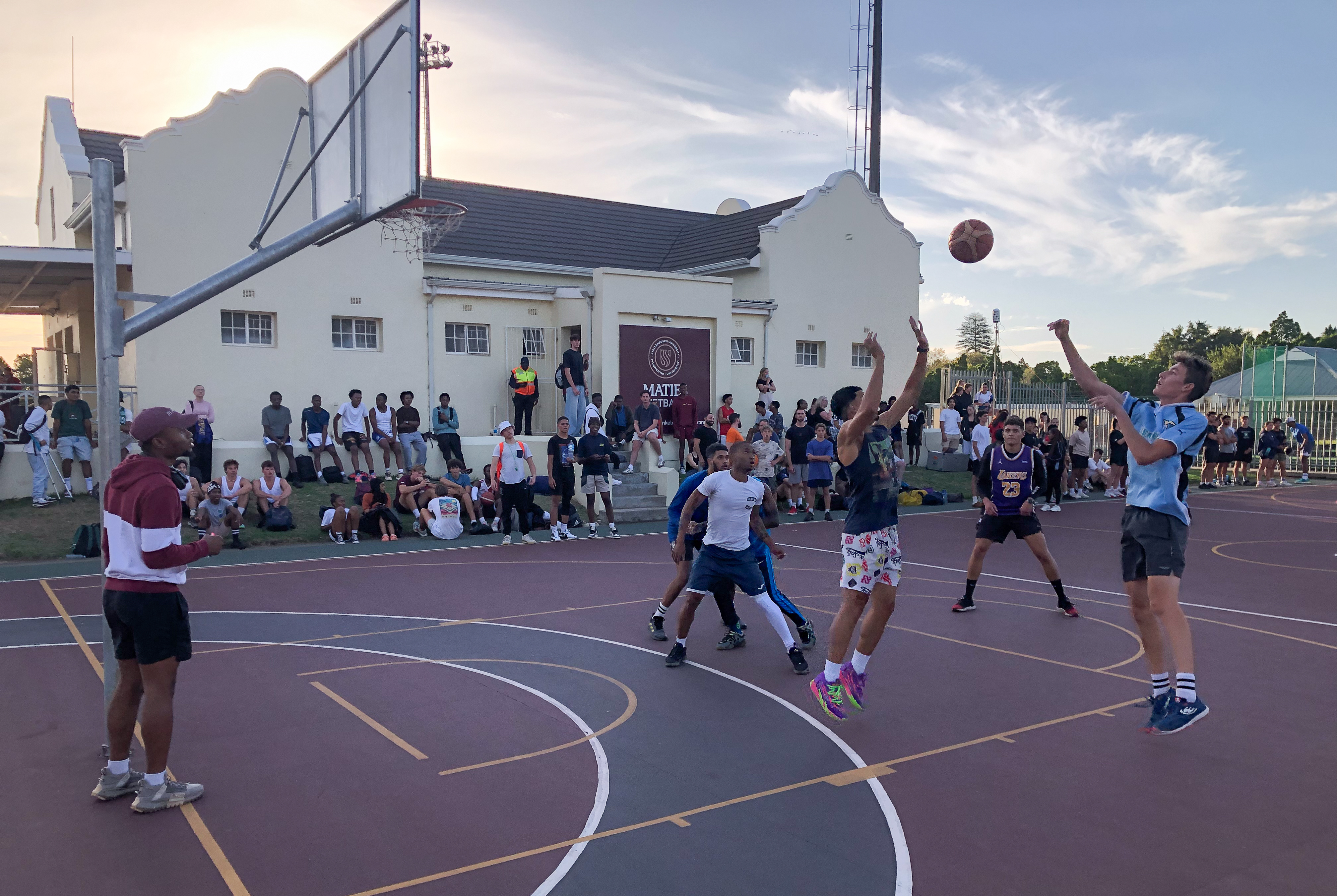 SU campus sport night kicks off with a bang | SMF News